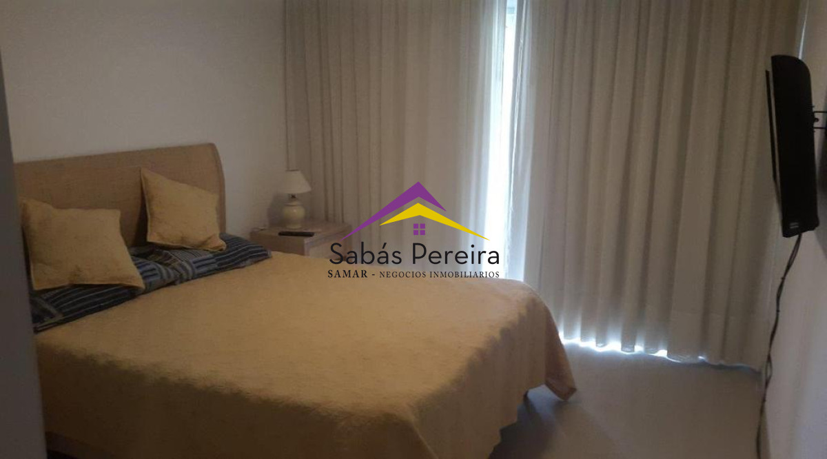 Apartamento ID.38802 - Apartamento en Rincón del Indio, 2 dormitorios en alquiler temporal. Con cochera