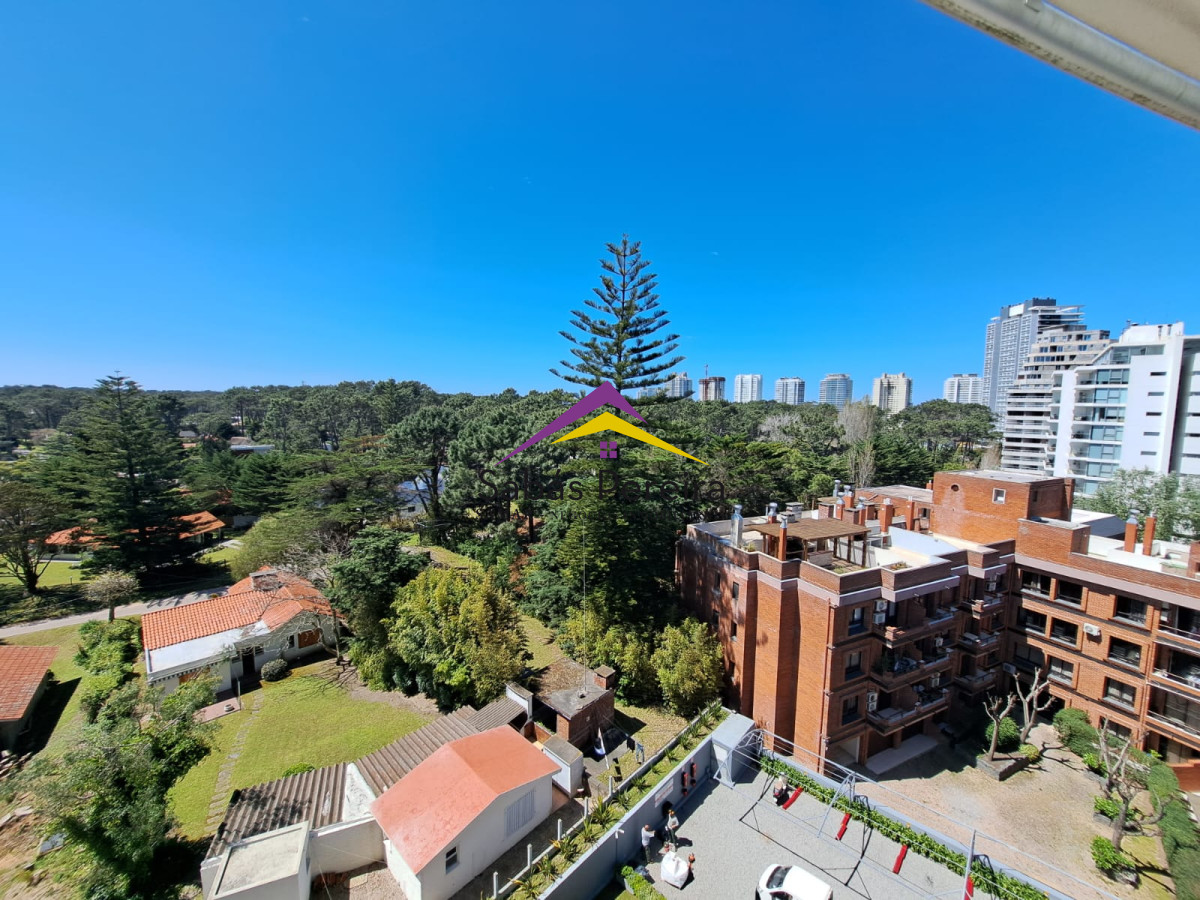 Apartamento ID.37873 - Venta de apartamento de 3 dormitorios en torre de categoría