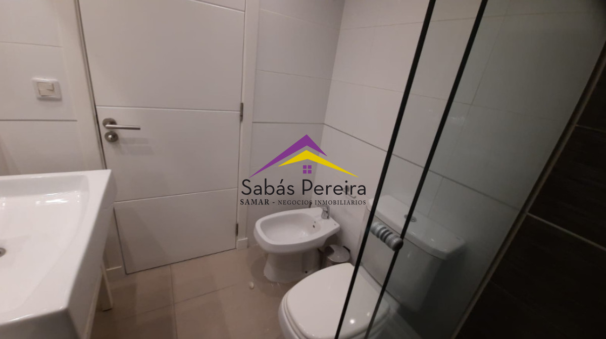 Apartamento ID.41706 - Apartamento en Venta de 2 Dormitorios Punta del Este