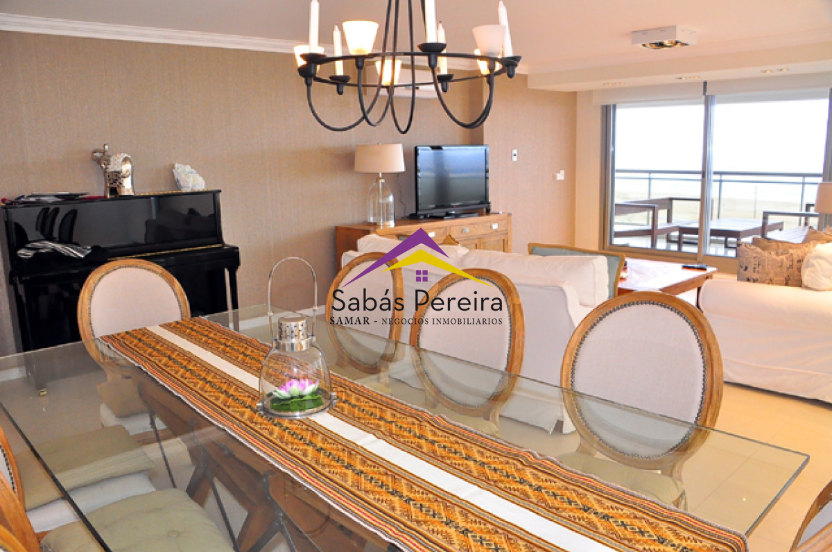 Apartamento ID.40650 - Apartamento de primera, torre Imperiale con vista a la mar, 4 dormitorios