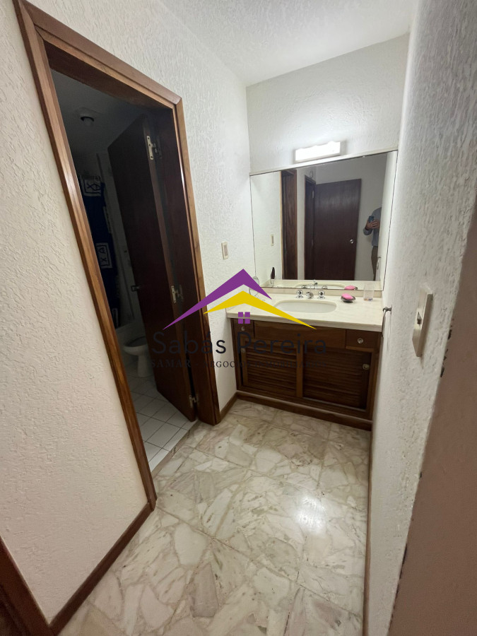 Apartamento ID.41024 - ALQUILER MANSA 3 DORMITORIOS CON SERVICIOS