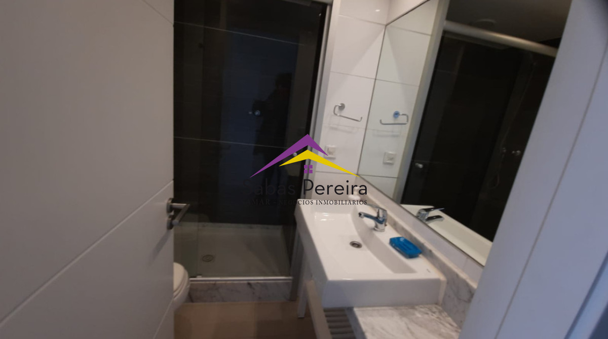 Apartamento ID.41706 - Apartamento en Venta de 2 Dormitorios Punta del Este
