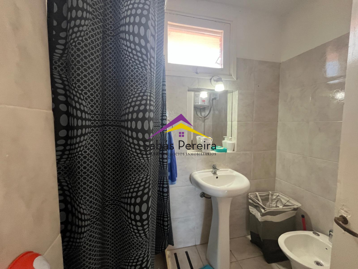Apartamento ID.40617 - EN FRENTE A LOS DEDOS - Apartamento de 2 Dormitorios en Alquiler de Temporada
