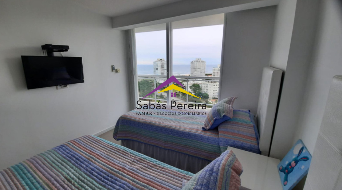 Apartamento ID.41706 - Apartamento en Venta de 2 Dormitorios Punta del Este