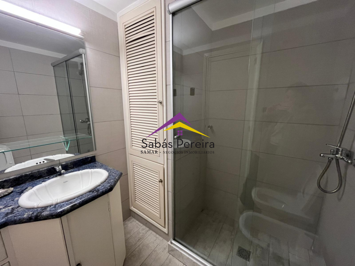 Apartamento ID.41718 - Apartamento de 3 dormitorios - Península, Punta del Este