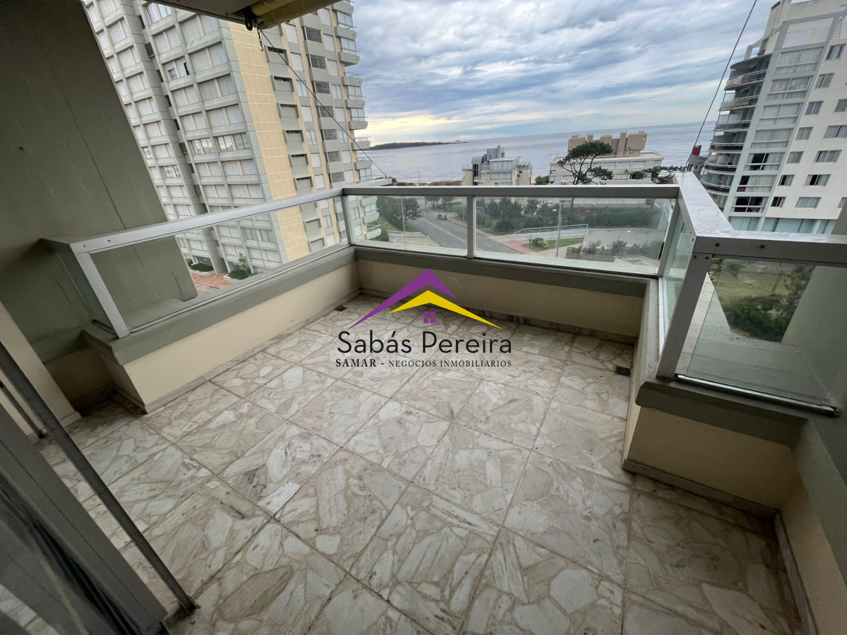 Apartamento ID.41024 - ALQUILER MANSA 3 DORMITORIOS CON SERVICIOS