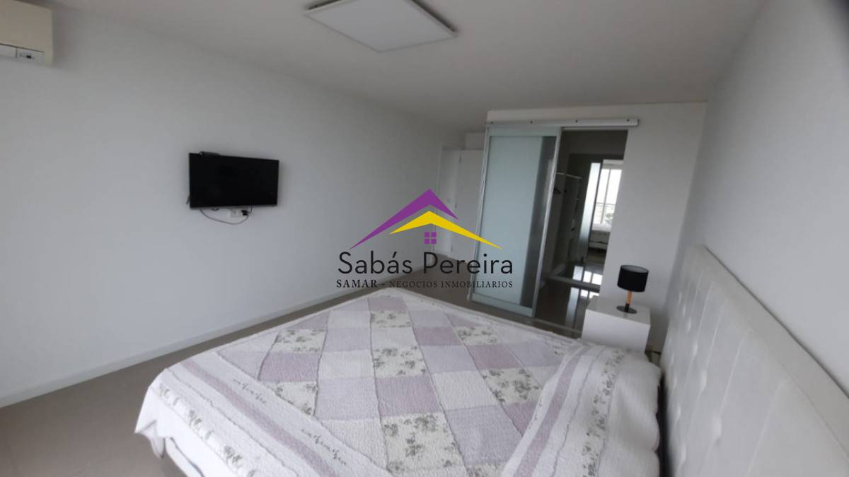 Apartamento ID.41706 - Apartamento en Venta de 2 Dormitorios Punta del Este