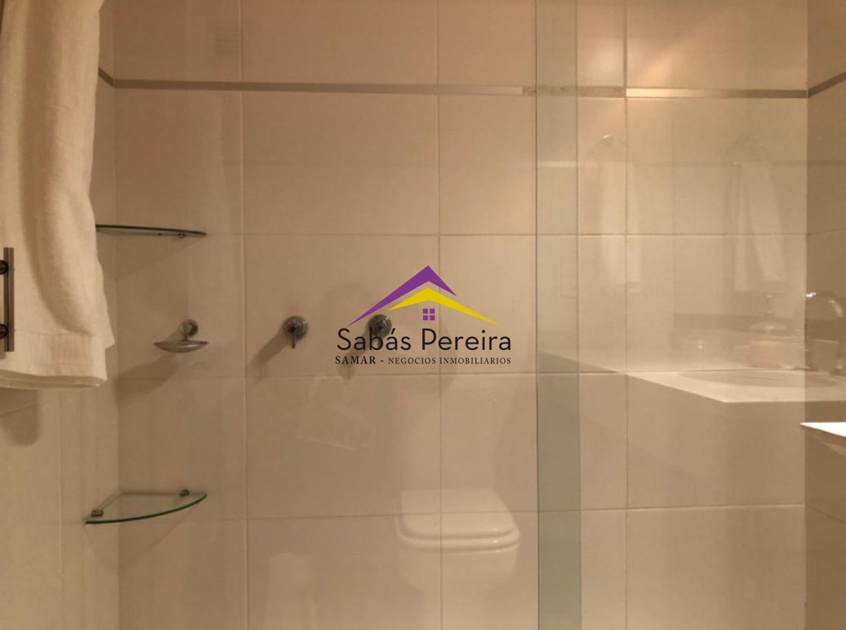Apartamento ID.41711 - Apartamento en Torre de Categoría a pasos de Enjoy - Playa Mansa, Punta del Este