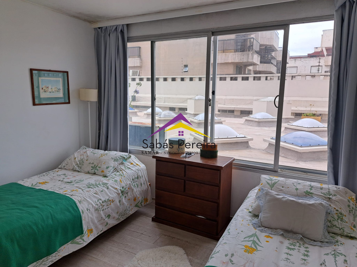 Apartamento ID.41195 - Apartamento 1 dormitorio y medio Punta del Este en Venta y alquiler invernal