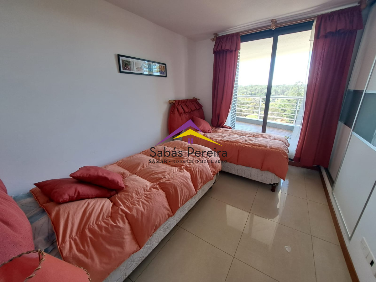 Apartamento ID.37873 - Venta de apartamento de 3 dormitorios en torre de categoría
