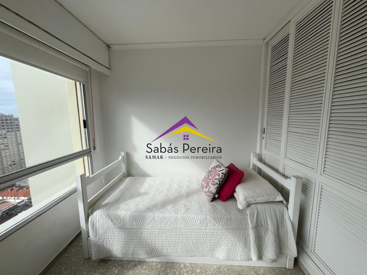 Apartamento ID.41717 - Apartamento de 2 dormitorios reciclado - Península, Punta del Este