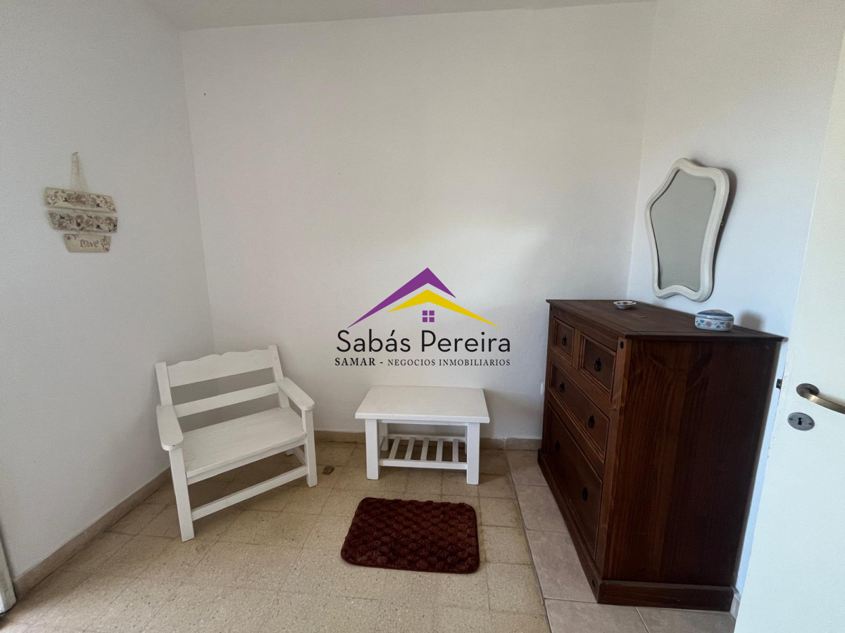 Apartamento ID.40617 - EN FRENTE A LOS DEDOS - Apartamento de 2 Dormitorios en Alquiler de Temporada