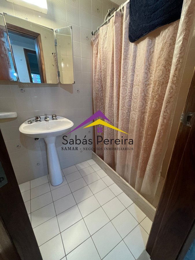 Apartamento ID.41024 - ALQUILER MANSA 3 DORMITORIOS CON SERVICIOS