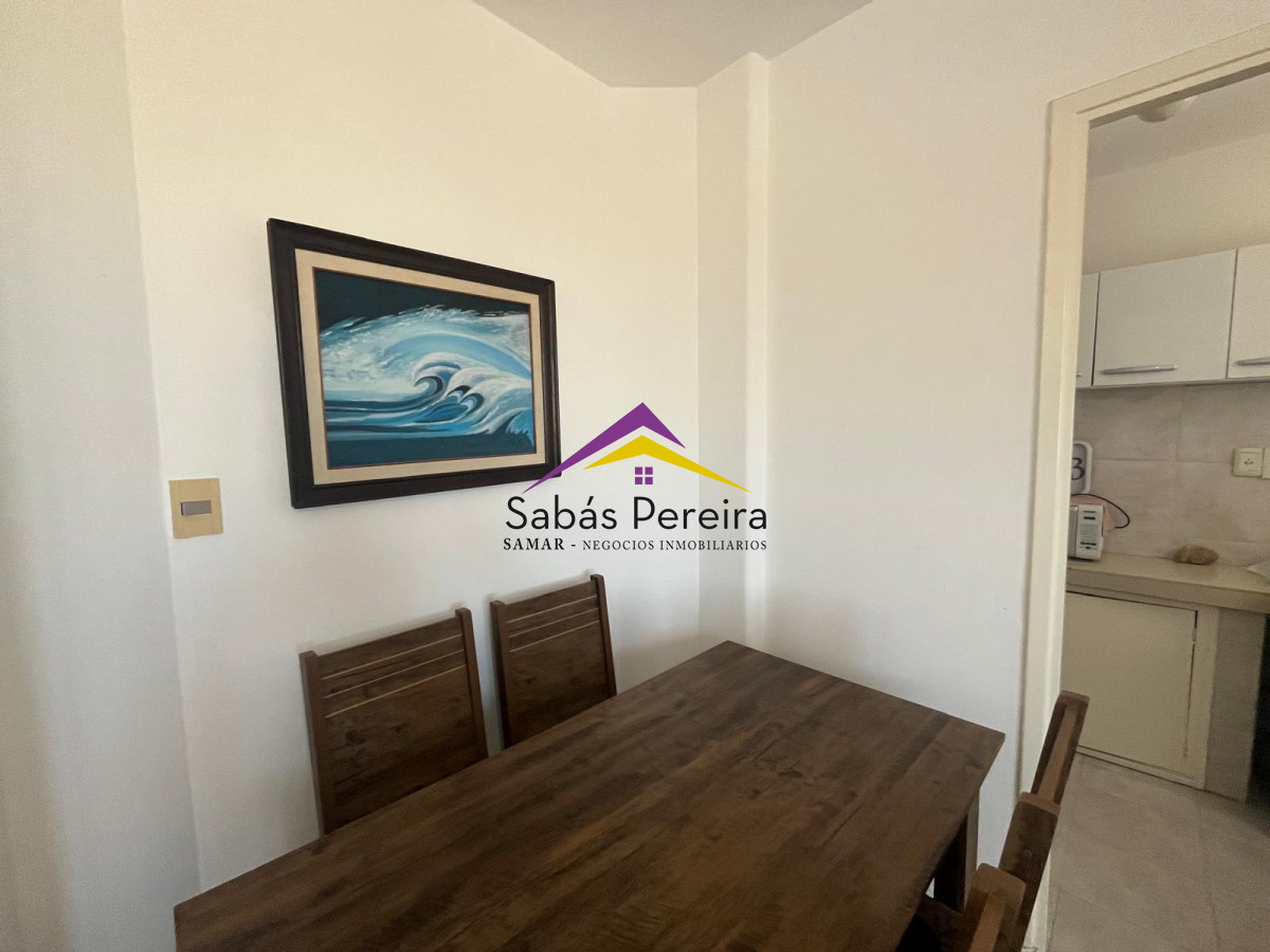 Apartamento ID.40617 - EN FRENTE A LOS DEDOS - Apartamento de 2 Dormitorios en Alquiler de Temporada