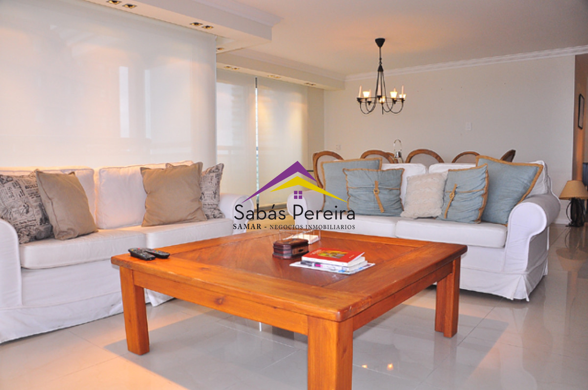 Apartamento ID.40650 - Apartamento de primera, torre Imperiale con vista a la mar, 4 dormitorios