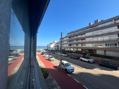 Apartamento en alquiler de temporada a pasos del mar