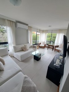 ALQUILER ENERO 3 DORMITORIOS BRAVA PUNTA DEL ESTE 