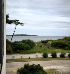 VENTA 1 DORMITORIO PUNTA DEL ESTE FRENTE AL MAR