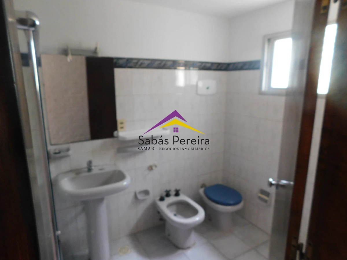 Casa ID.41540 - Venta casa 3 dormitorios 2 baños, Country, Piriapolis, Maldonado