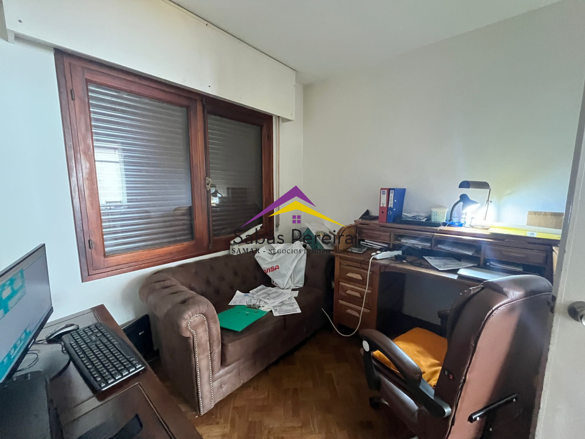 Casa ID.41487 - Venta de casa con amplio depósito