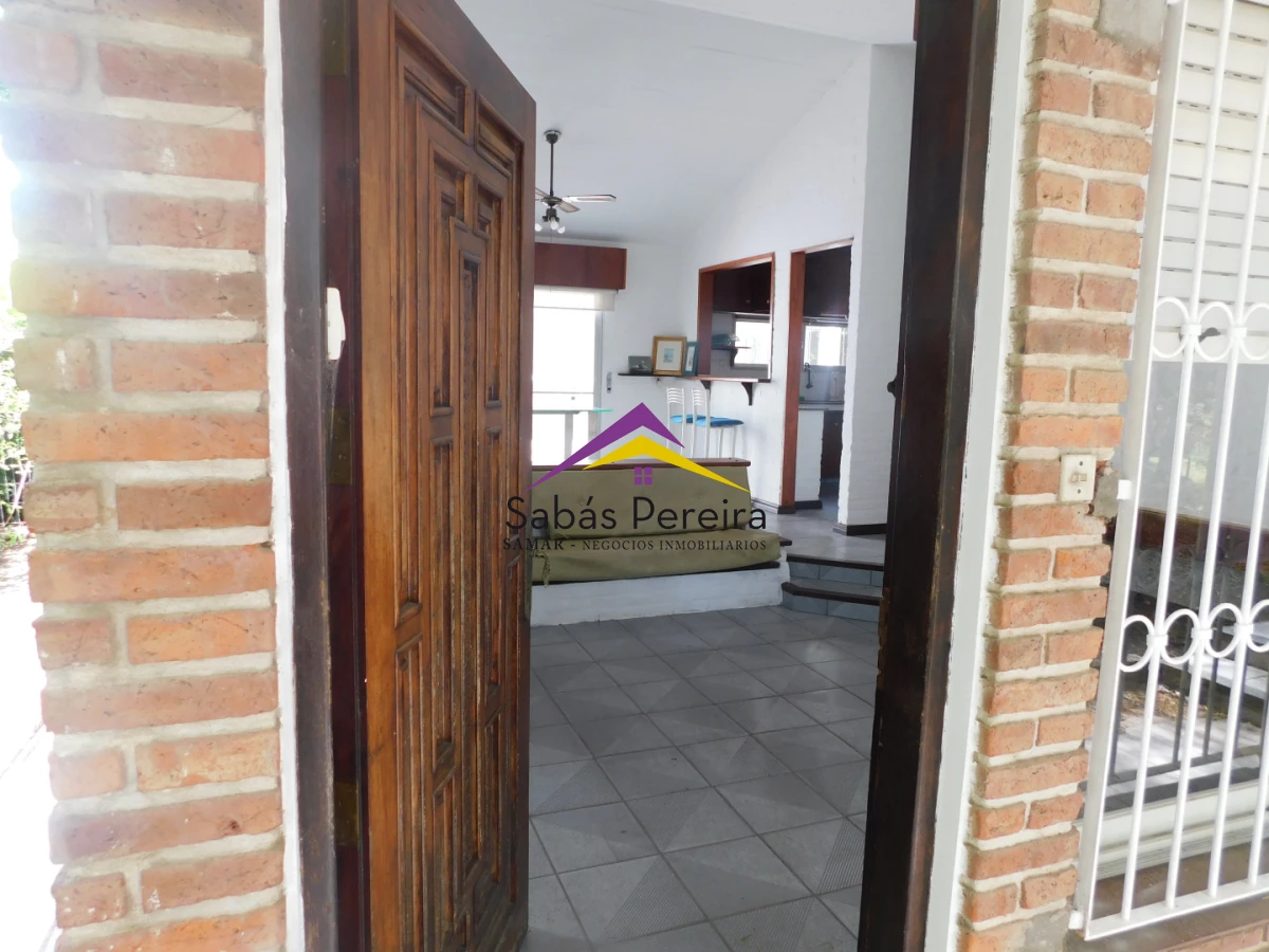 Casa ID.41540 - Venta casa 3 dormitorios 2 baños, Country, Piriapolis, Maldonado