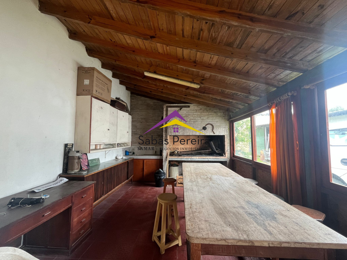 Casa ID.41487 - Venta de casa con amplio depósito
