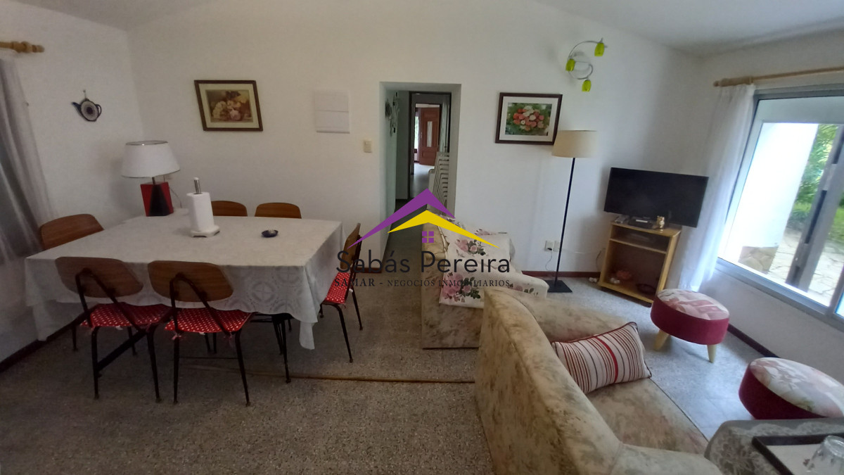 Casa ID.41362 - Venta casa de 3 dormitorios 1 baños en Las Flores, Piriapolis, Maldonado