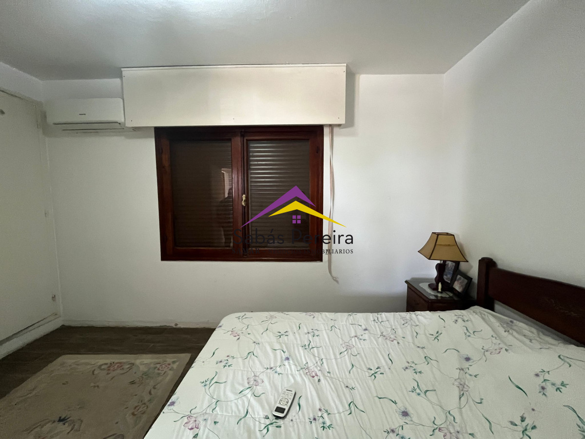 Casa ID.41487 - Venta de casa con amplio depósito