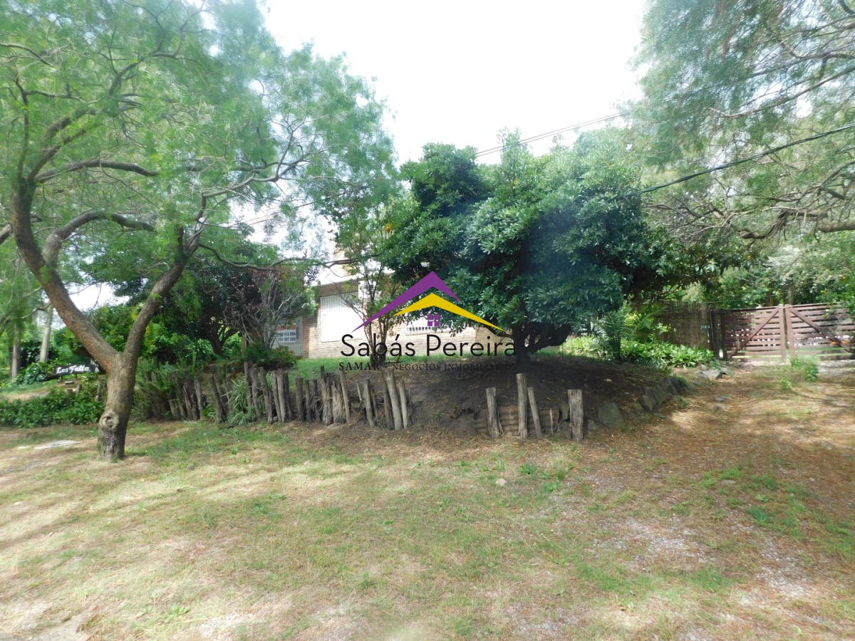 Casa ID.41540 - Venta casa 3 dormitorios 2 baños, Country, Piriapolis, Maldonado