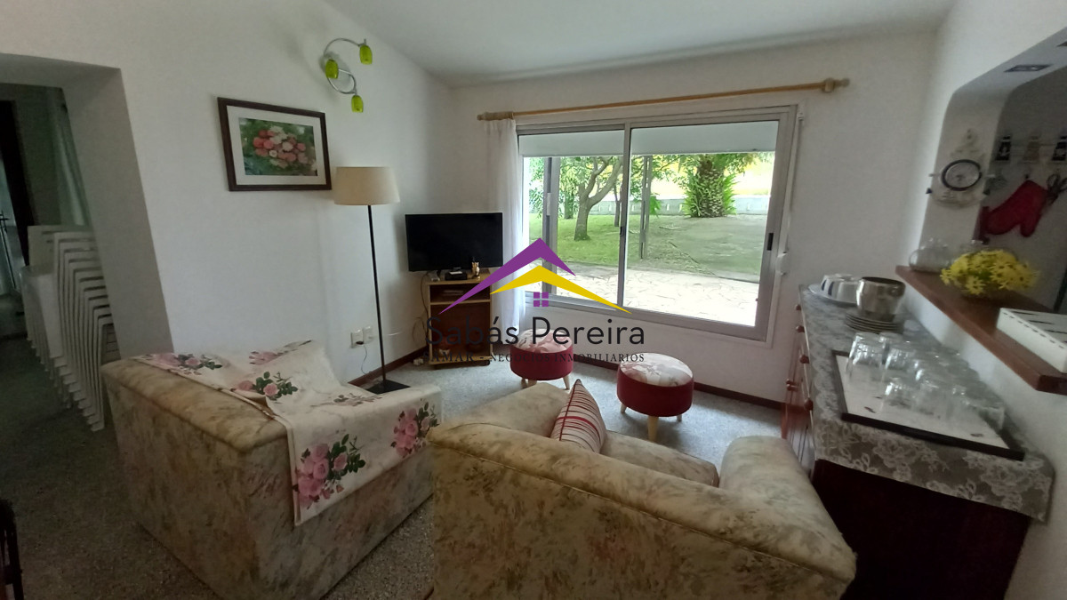 Casa ID.41362 - Venta casa de 3 dormitorios 1 baños en Las Flores, Piriapolis, Maldonado