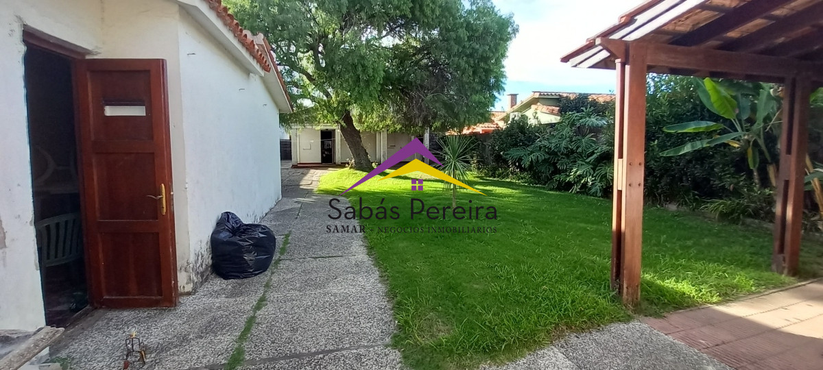 Casa ID.41224 - Casa en venta 4 dormitorios, 2 baños. Centro, Piriápolis, Maldonado.