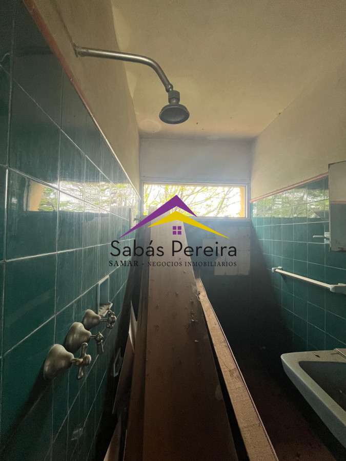 Casa ID.41487 - Venta de casa con amplio depósito