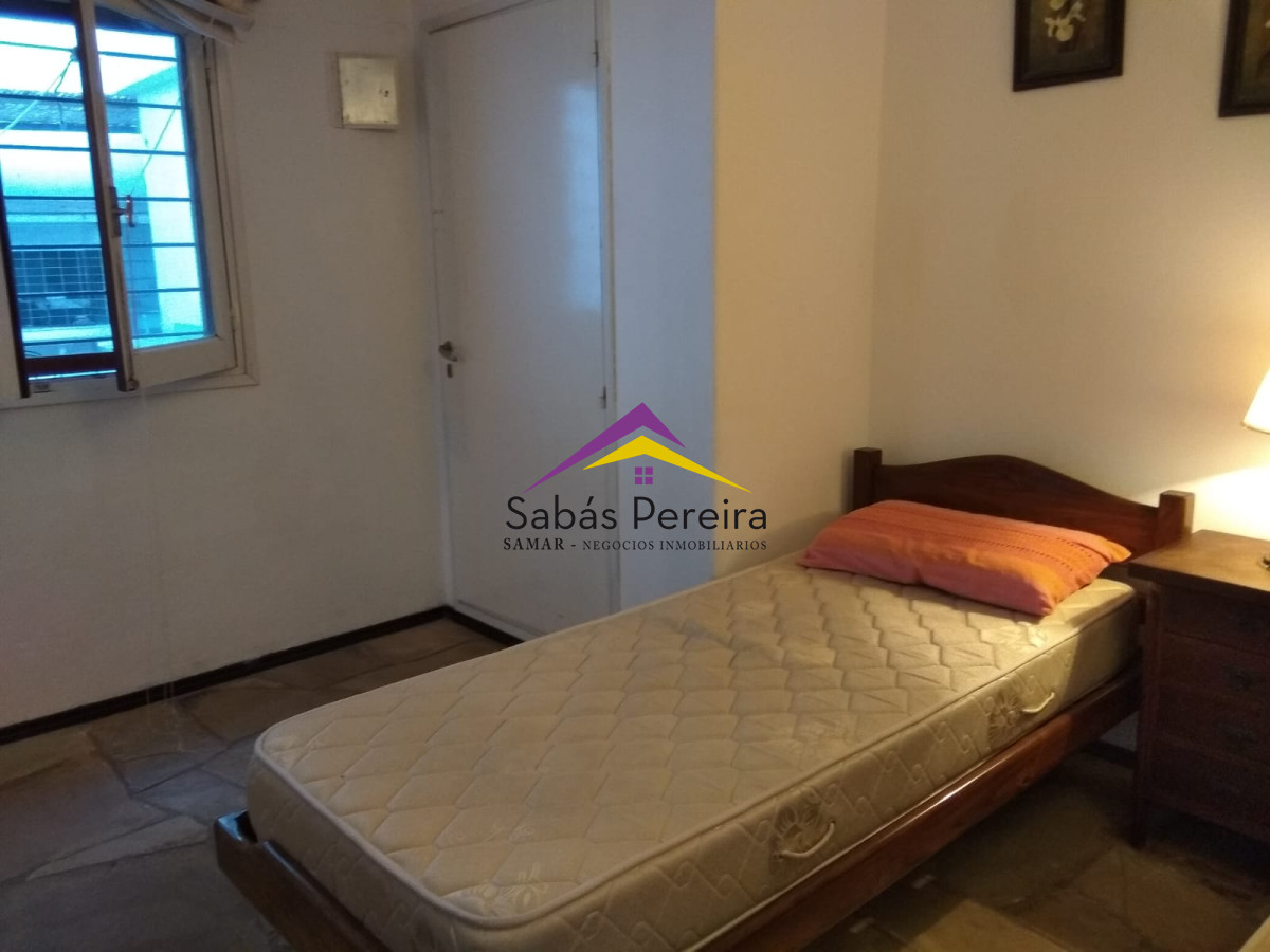 Casa ID.38618 - CASA ALQUILER PARADA 5 A METROS DE LA PLAYA