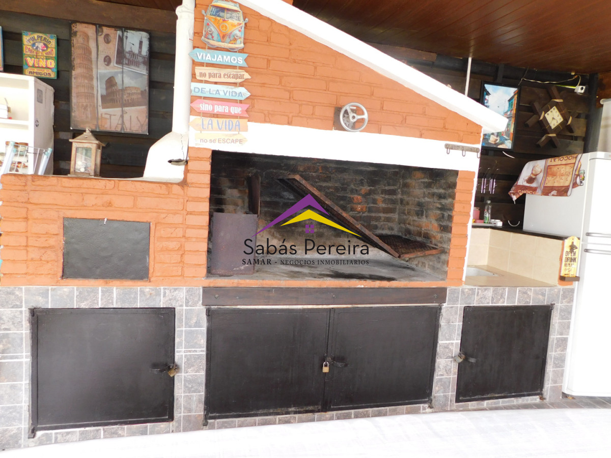 Casa ID.41534 - Casa en alquiler 3 dormitorios 2 baños Playa Hermosa, Piriapolis, Maldonado