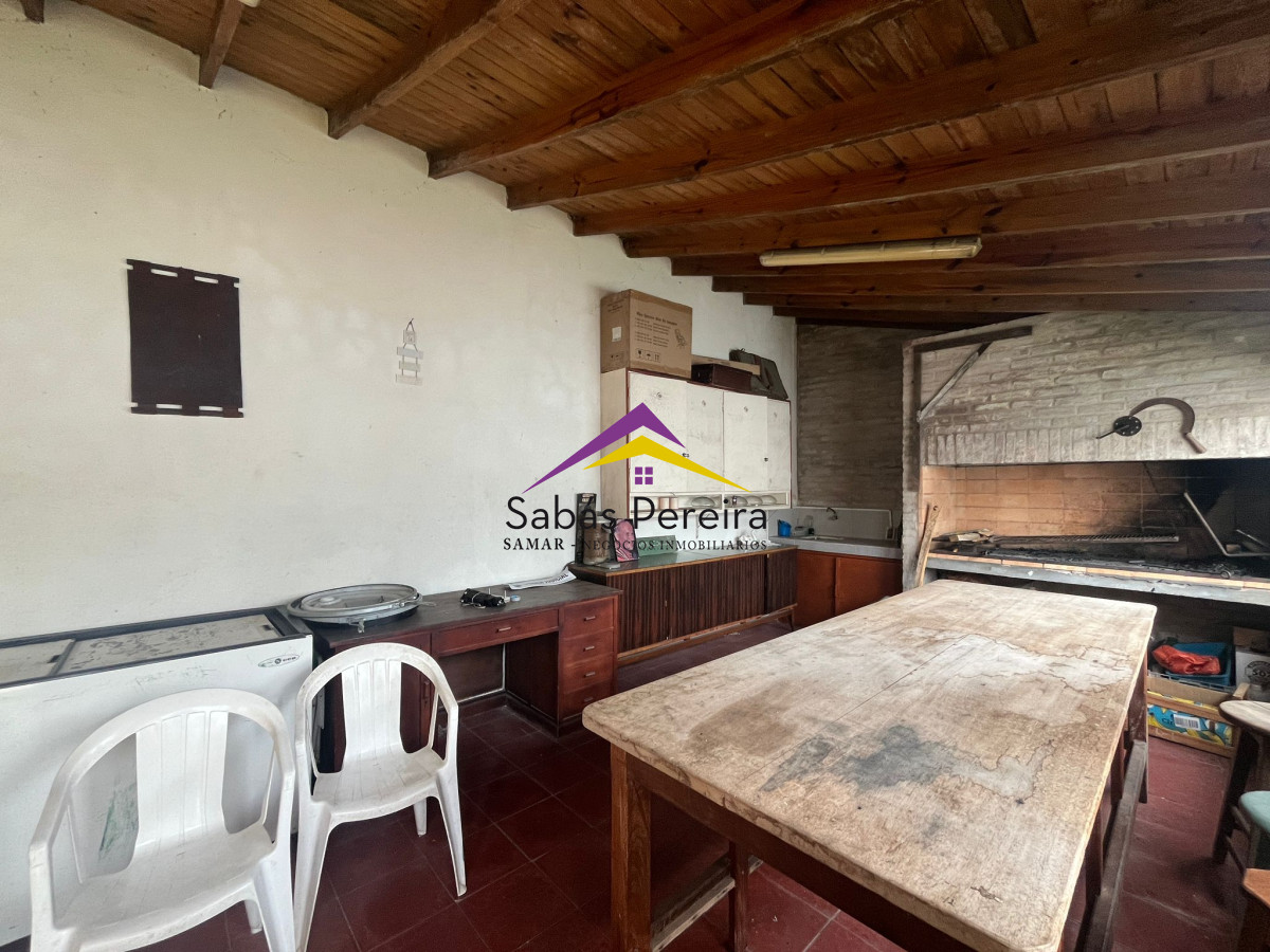 Casa ID.41487 - Venta de casa con amplio depósito