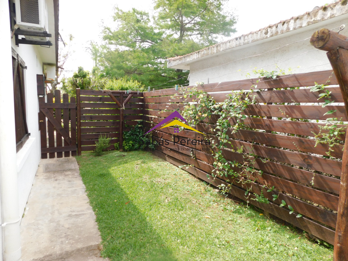 Casa ID.41534 - Casa en alquiler 3 dormitorios 2 baños Playa Hermosa, Piriapolis, Maldonado