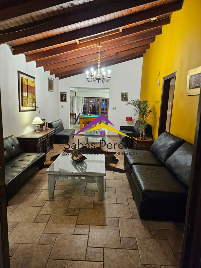 Casa ID.38249 - ALQUILER CASA PUNTA BALLENA 6 DORMITORIOS Y PISCINA