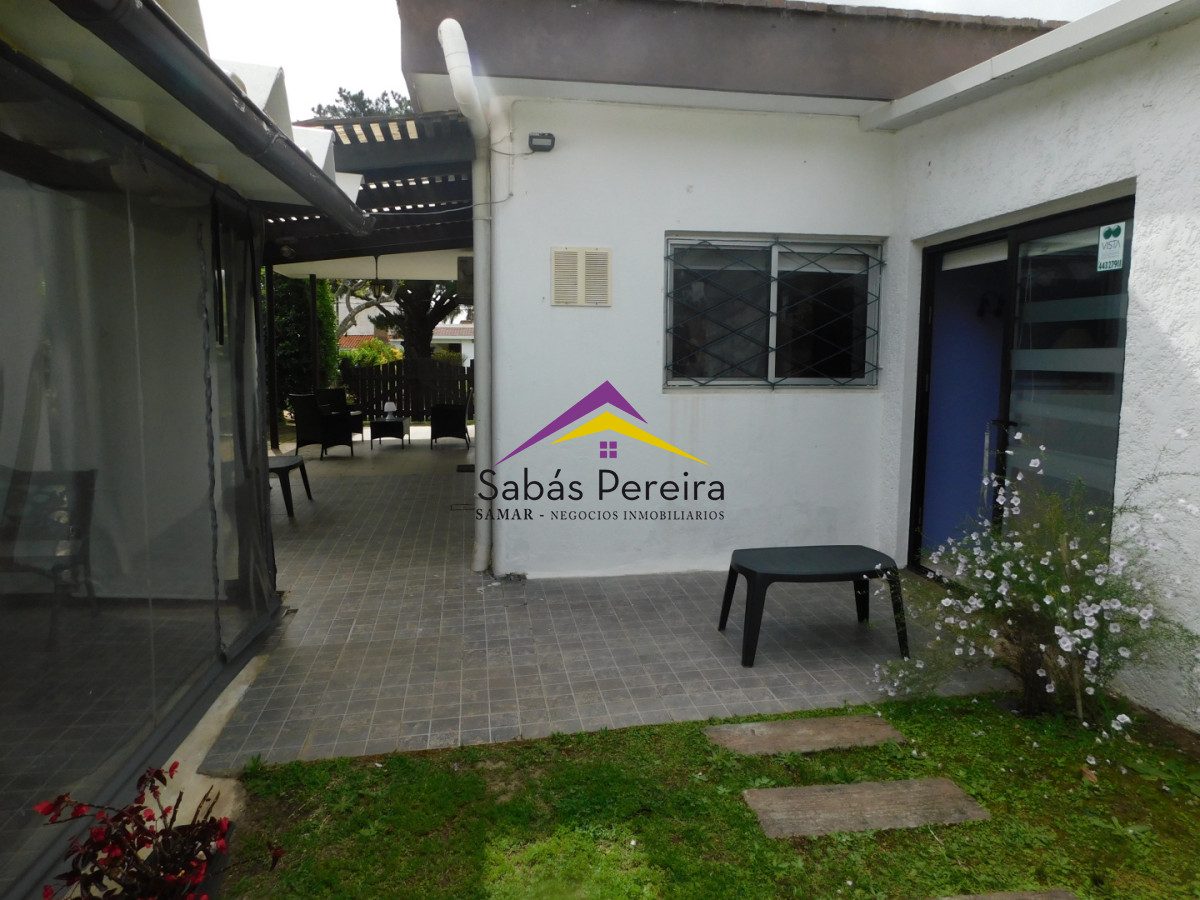 Casa ID.41534 - Casa en alquiler 3 dormitorios 2 baños Playa Hermosa, Piriapolis, Maldonado