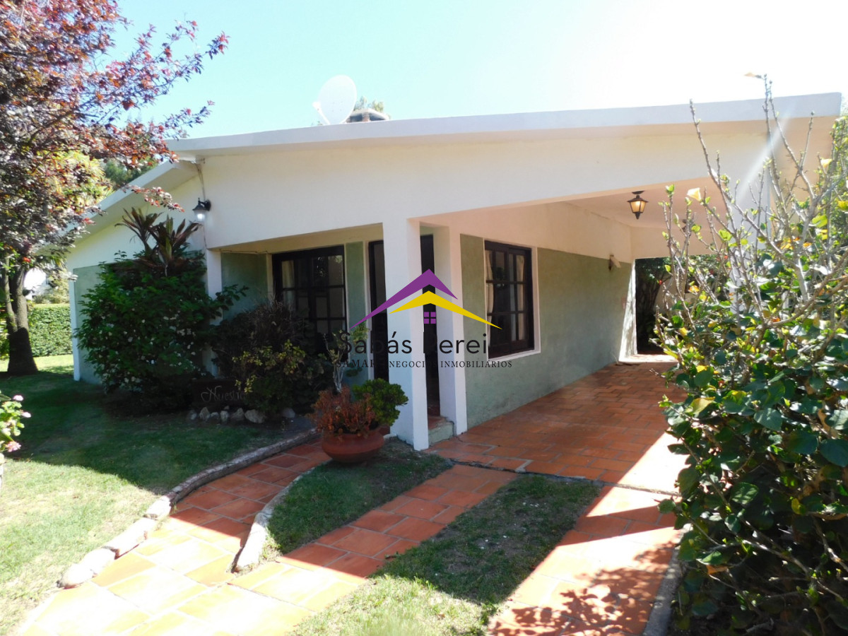 Casa ID.41685 - Casa en Alquiler Anual en Playa Hermosa - Piriápolis