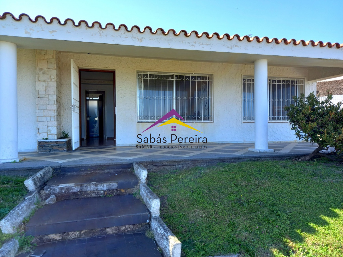 Casa ID.40917 - Venta casa 4 dormitorios, 5 baños, Playa Grande, Maldonado. 