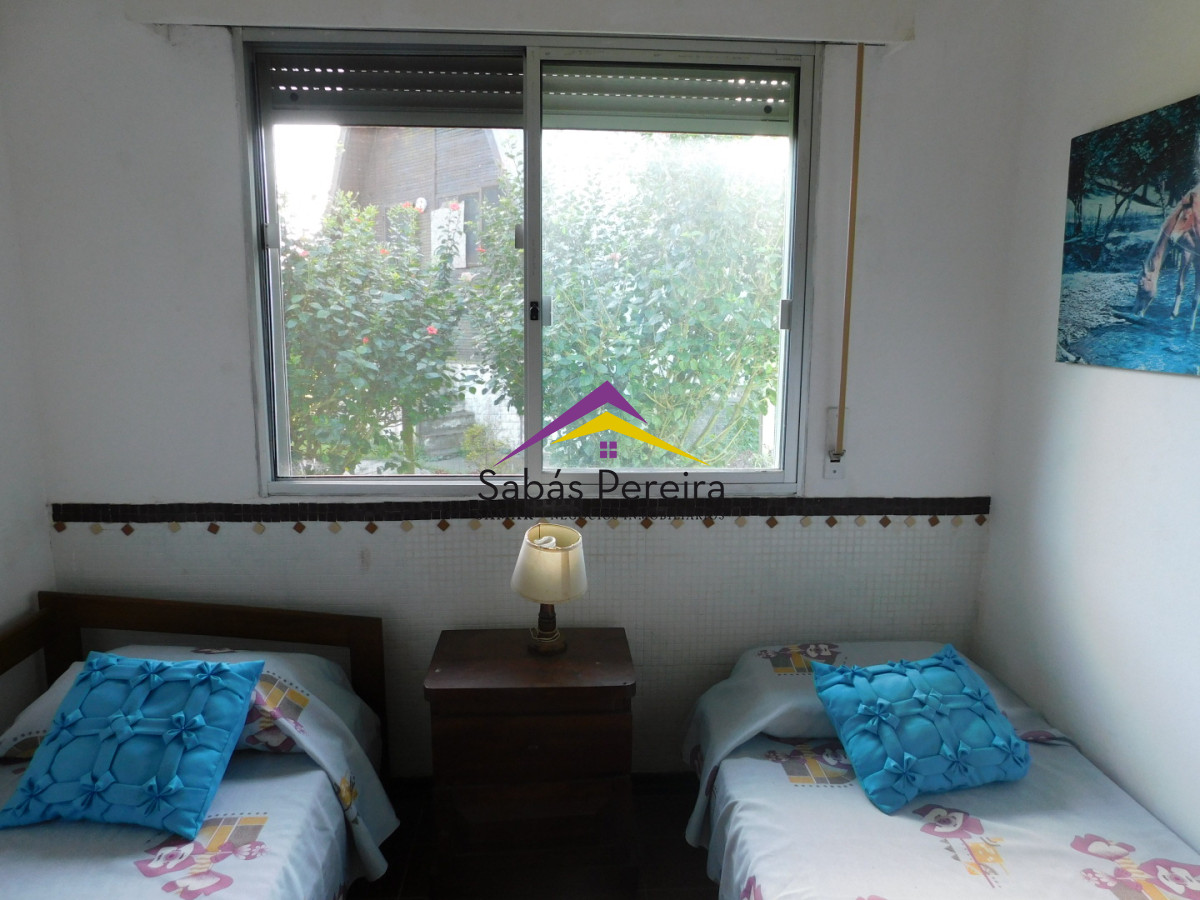 Casa ID.41437 - Venta casa de 4 dormitorios 1 baños en Playa Hermosa, Piriapolis, Maldonado
