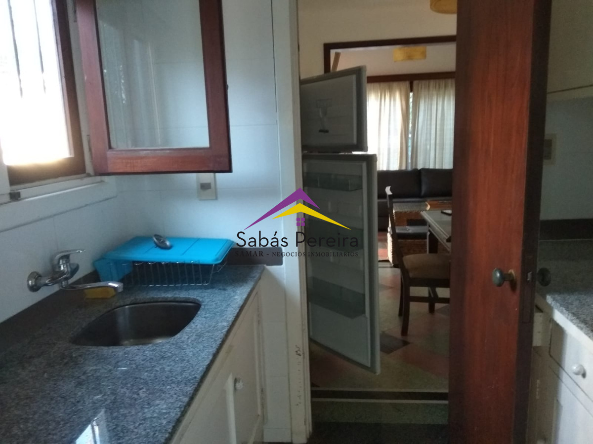 Casa ID.38618 - CASA ALQUILER PARADA 5 A METROS DE LA PLAYA