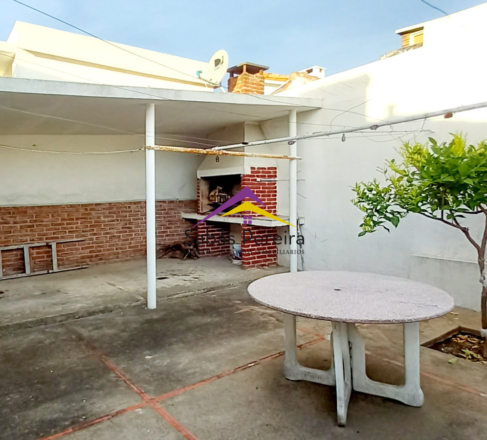 Casa ID.41046 - Venta casa 2 dormitorio, 1 baño. Centro, Piriápolis, Maldonado.