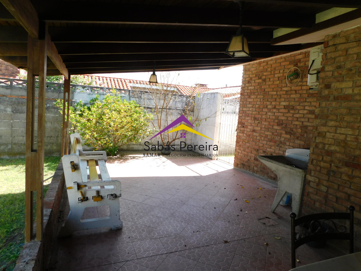 Casa ID.41412 - Venta casa de 3 dormitorios 2 baños Centro, Piriapolis, Maldonado