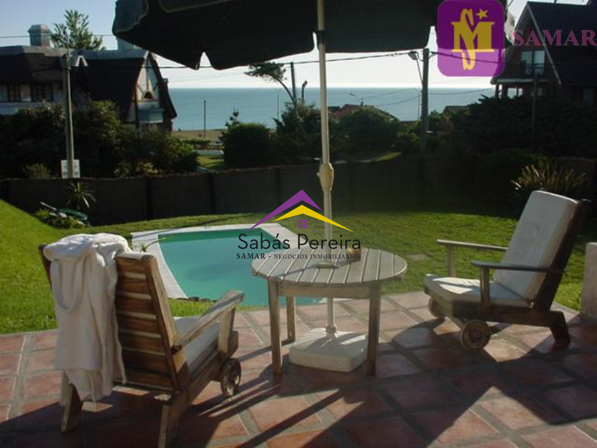 Casa ID.37982 - ALQUILER de Casa de 5 dormitorios en Punta del Este