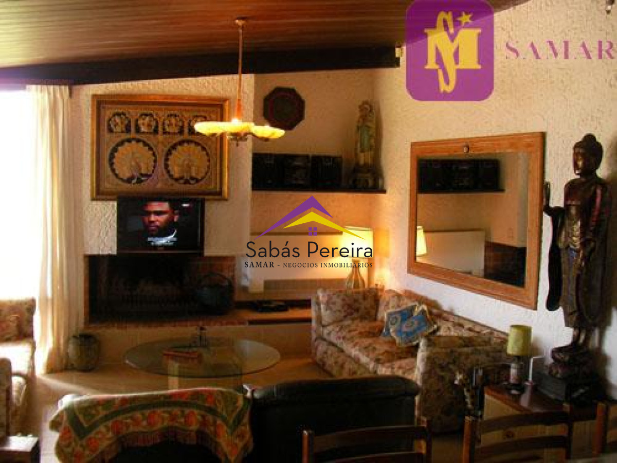 Casa ID.37982 - ALQUILER de Casa de 5 dormitorios en Punta del Este