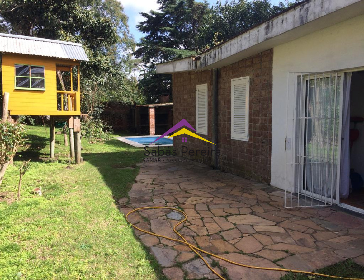 Casa ID.38012 - ALQUILER ENERO 4 DORMITORIOS Y PISCINA MANSA