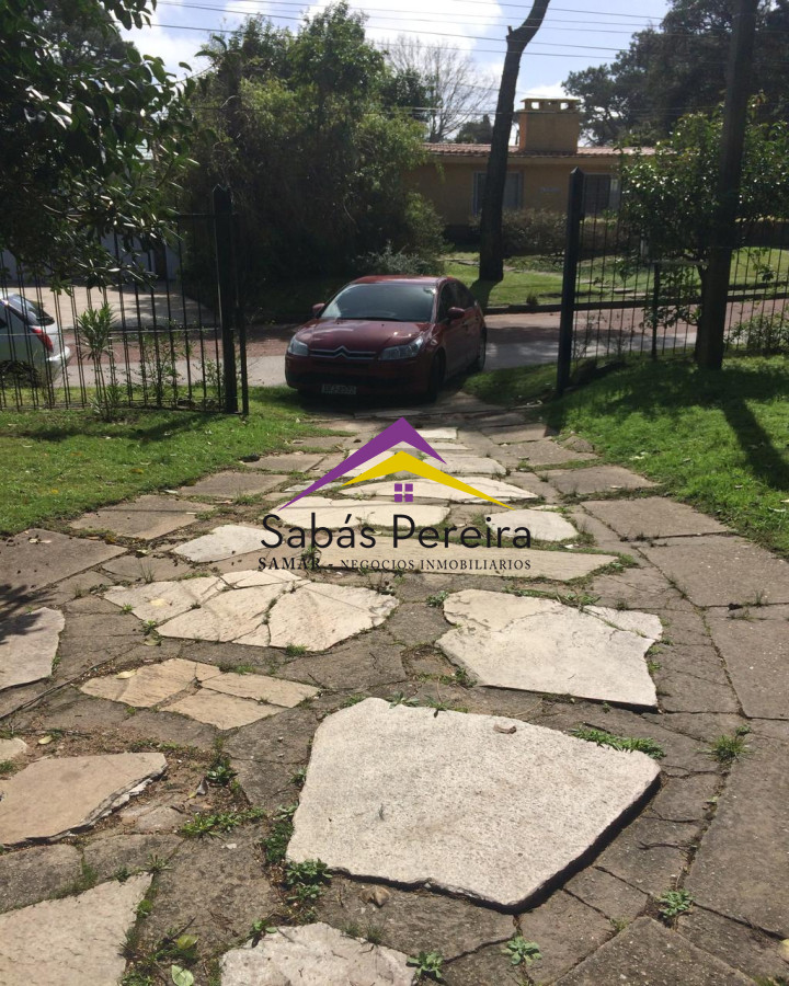 Casa ID.38012 - ALQUILER ENERO 4 DORMITORIOS Y PISCINA MANSA