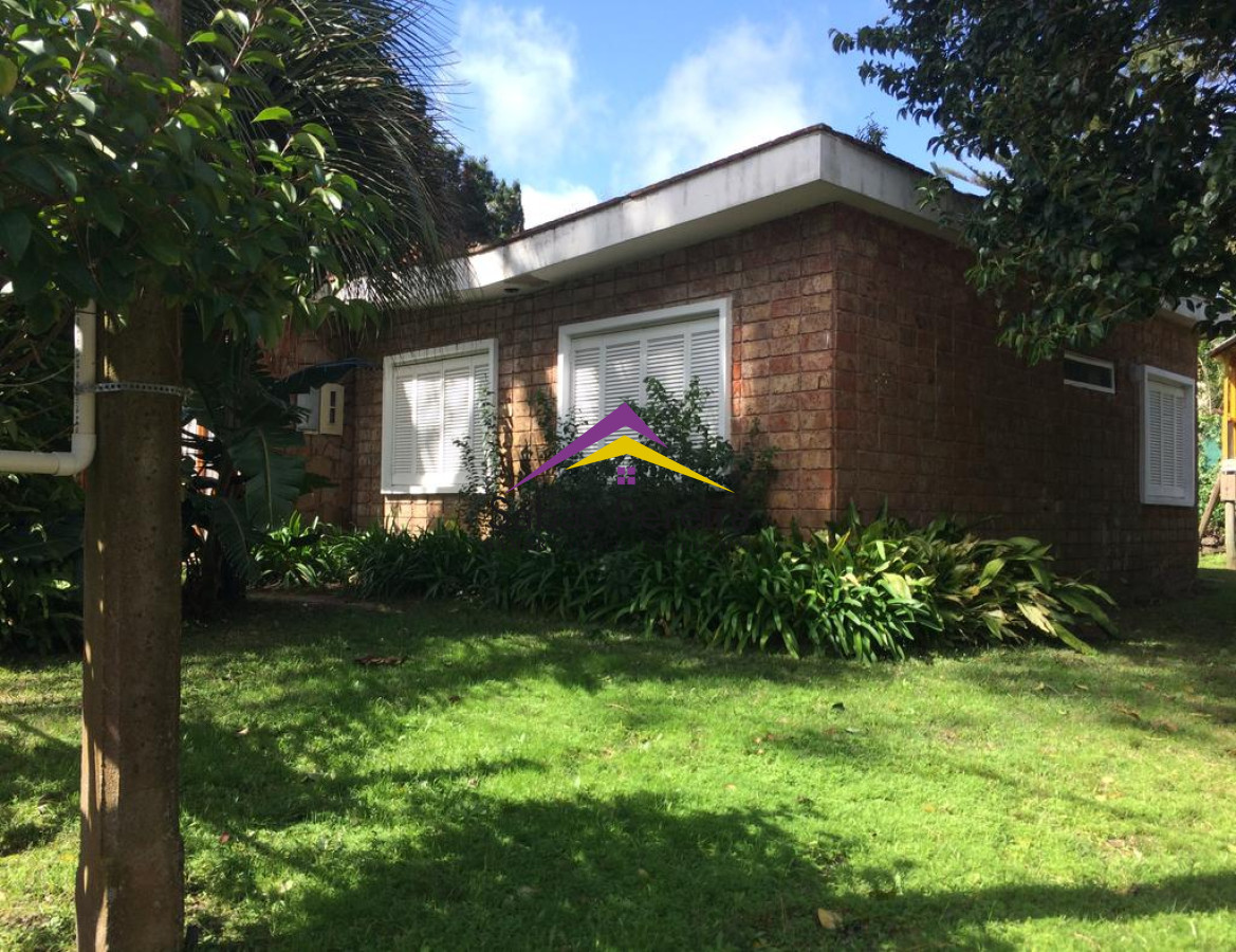 Casa ID.38012 - ALQUILER ENERO 4 DORMITORIOS Y PISCINA MANSA