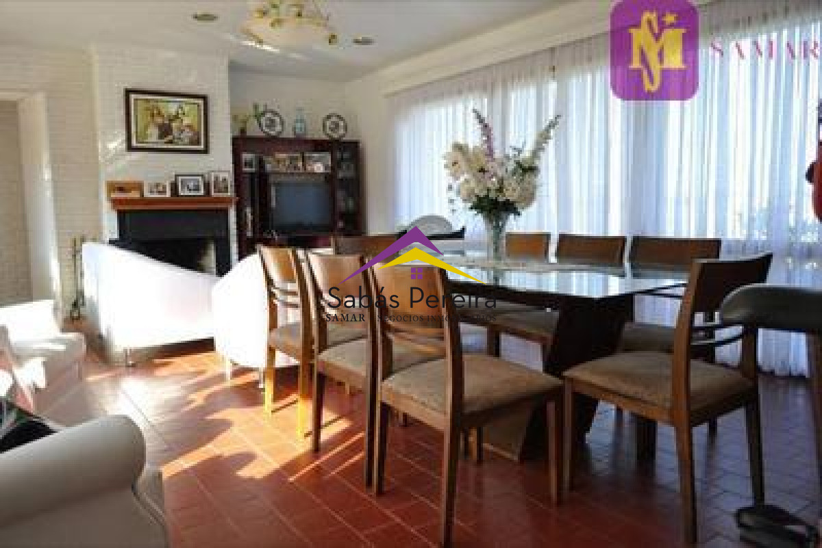 Casa ID.38179 - Alquiler de Casa de 3 dormitorios en Punta del Este Playa Brava